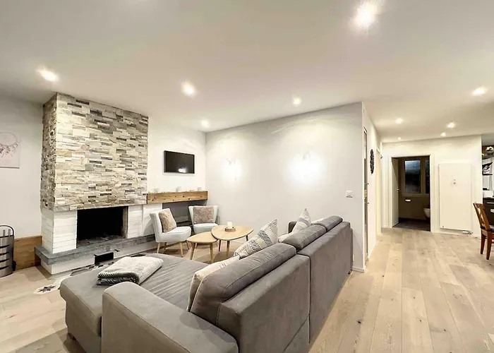 Holiday home Plein Ciel I Balcony I Close To Cable Cars I Car Park